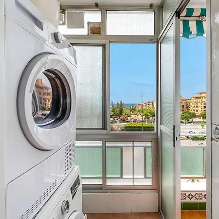 Apartment Bright 3-bedroom With Sea Views Marbella