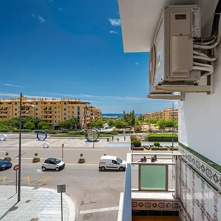 Bright 3-bedroom With Sea Views Apartment Marbella