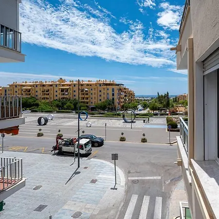 Bright 3-bedroom With Sea Views * Marbella