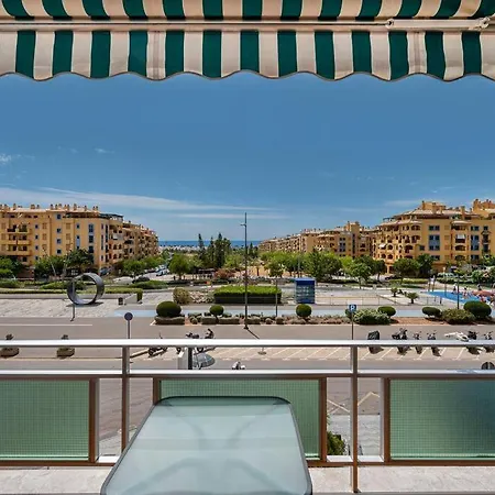 Bright 3-bedroom With Sea Views * Marbella