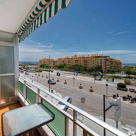 Bright 3-bedroom With Sea Views Apartment Marbella
