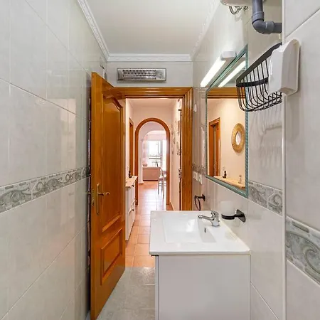 Apartment Bright 3-bedroom With Sea Views Marbella